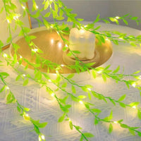 Guirnalda Enredadera con Luz LED y Panel Solar: ¡Magia Natural y Luz sin Gastar! ✨